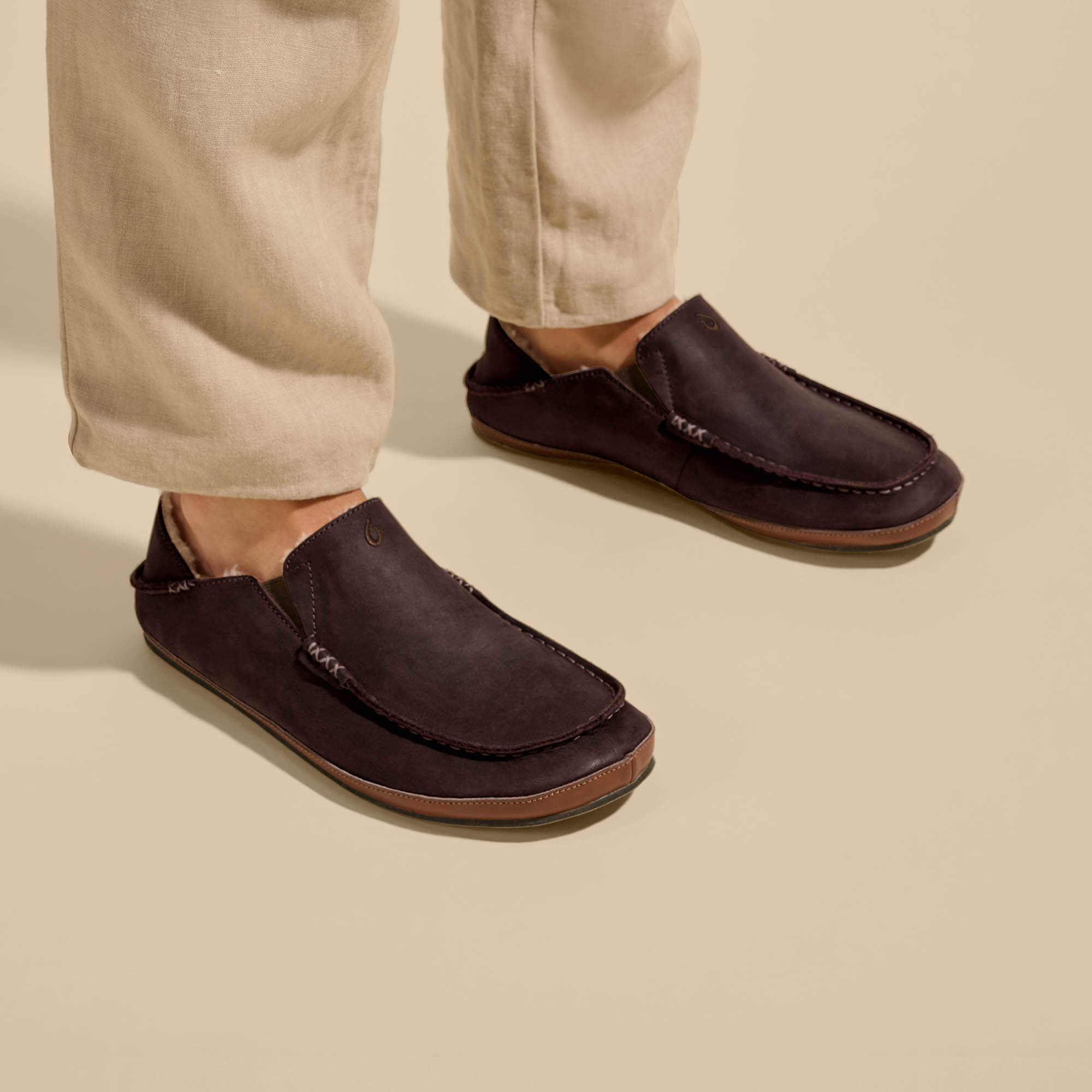 Moloā Slipper - Dark Wood - Image 7